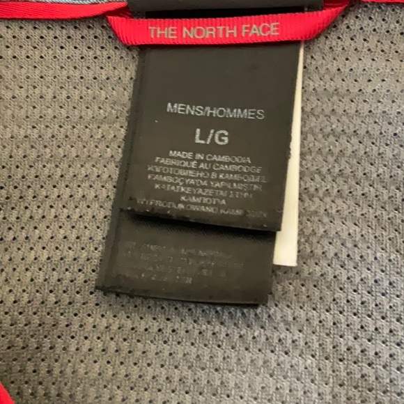 Men’s North Face Shirt - Picture 9 of 11